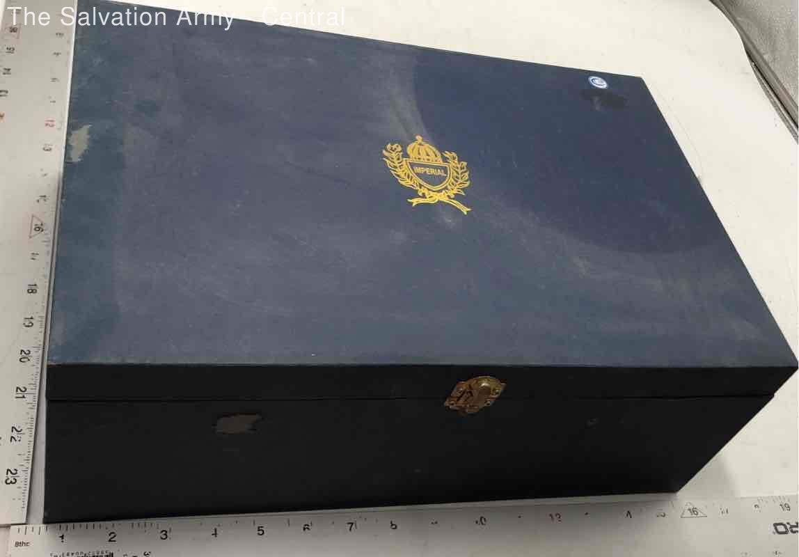 Imperial Multicolor Porcelain Floral Glossy Finish Japan Design Tea Set