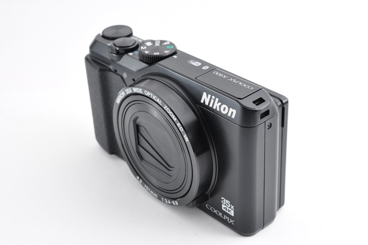 Nikon Coolpix A900 Compatta 20.3MP Zoom 35x - Quasi Nuovo - Giappone