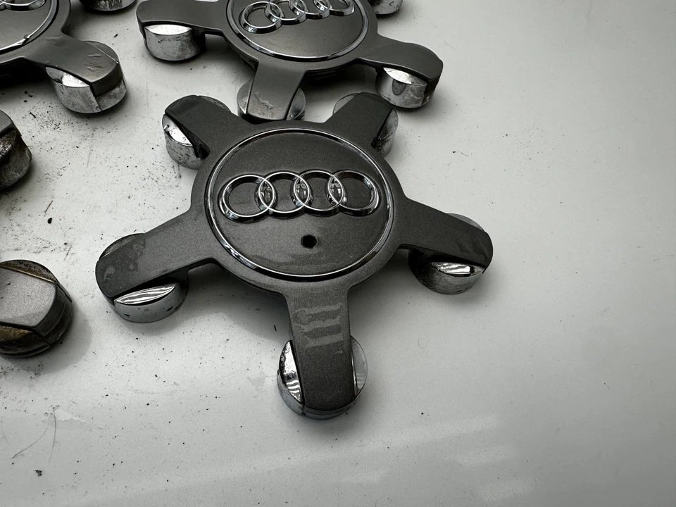 AUDI Q5 2009-2017 TAPAS CENTRALES GRISES - JUEGO DE 4 - 8R0 601 165 - OEM Foto 4 de 4