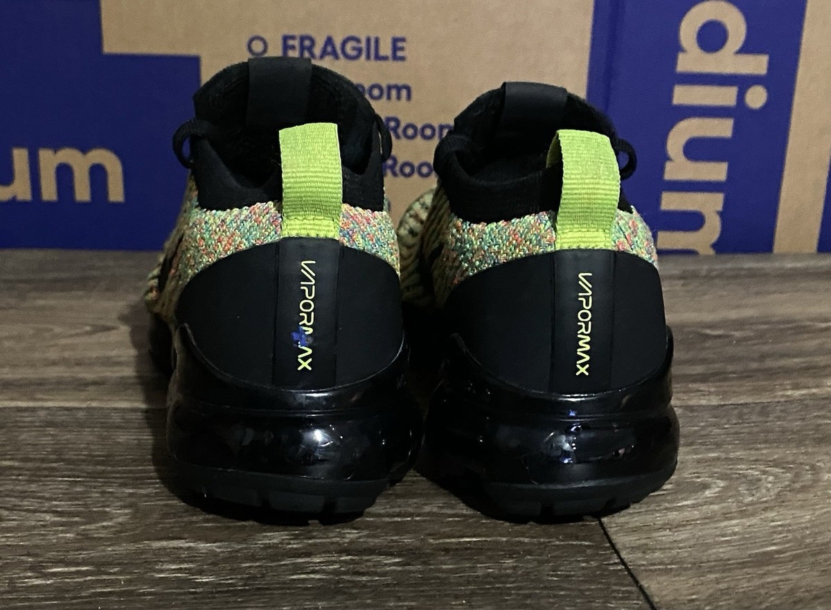multicolor vapormax flyknit 3