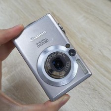 Silver Canon IXUS 60 6.0MP 3X Optical Zoom CCD Digital Camera English Set