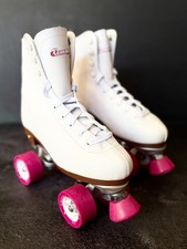 Chicago Roller Skates White Quad Roller Skates Pink Wheels Women  s Size 7