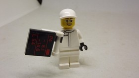 LEGO Speed Champions - McLaren Mercedes Pit Stop (75911) NEAR-COMPLETE