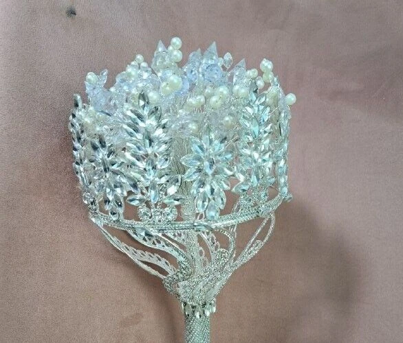 ramos de mano soporte pedrería nupcial cristales para novia Foto 2 de 3