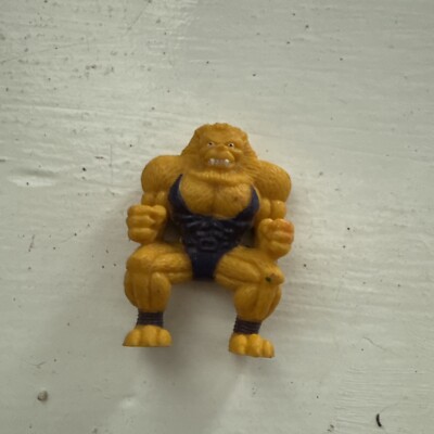 VINTAGE 1995 MEG MONSTER/WRESTLER IN MY POCKET W6