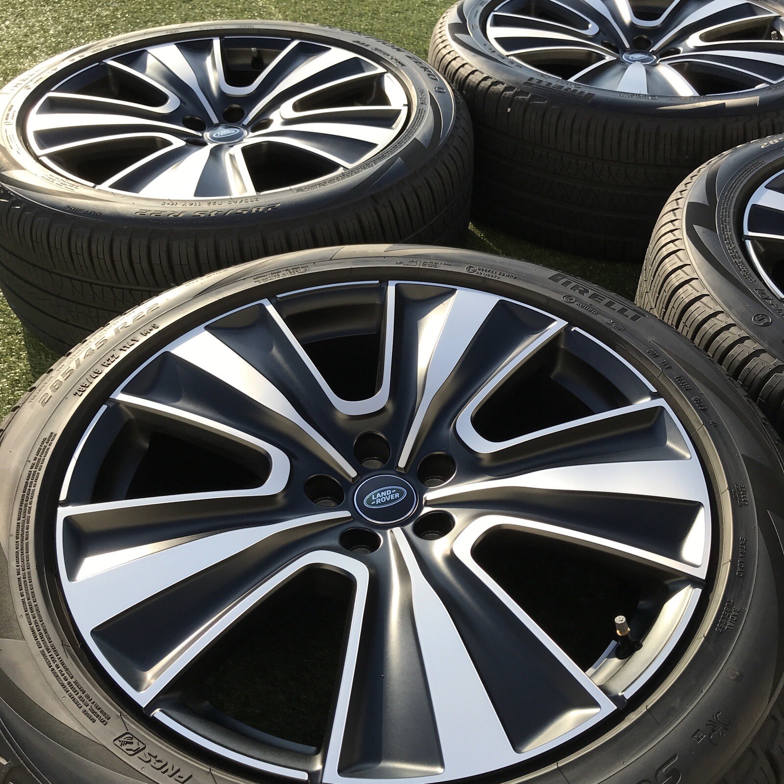22 RANGE ROVER SV 2023 STOCK FACTORY RIMS TIRES RARE SET 4 LAND ROVER ...