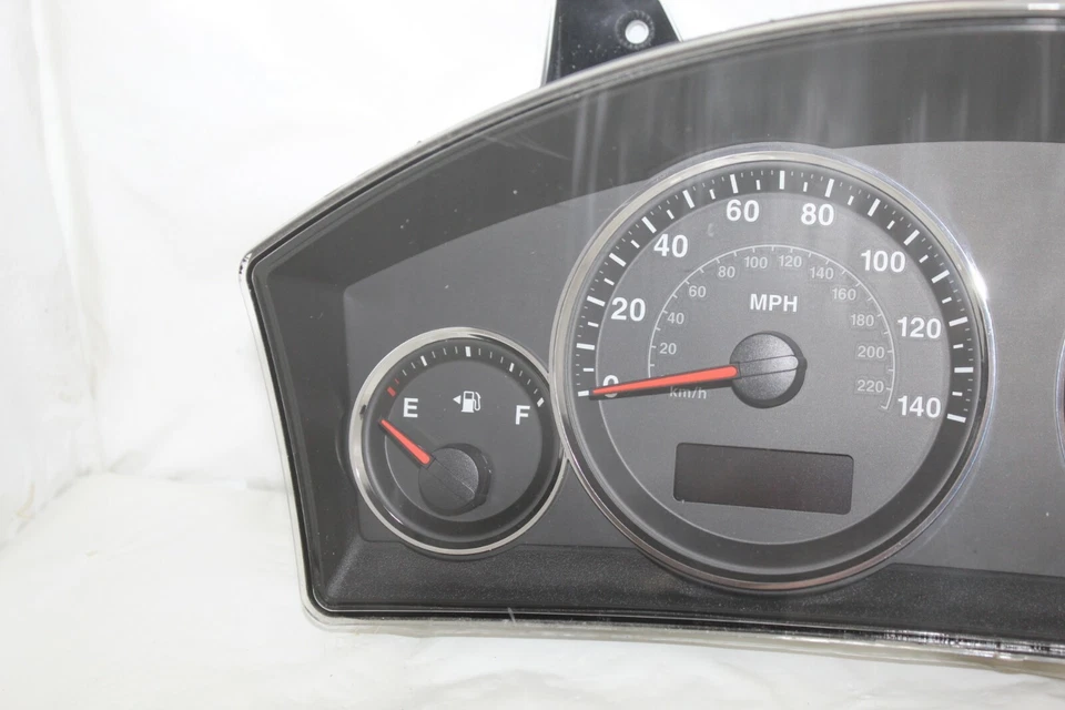 Cuadro de instrumentos velocímetro medidores 06 Grand Cherokee Commander 119.691 millas Foto 3 de 4