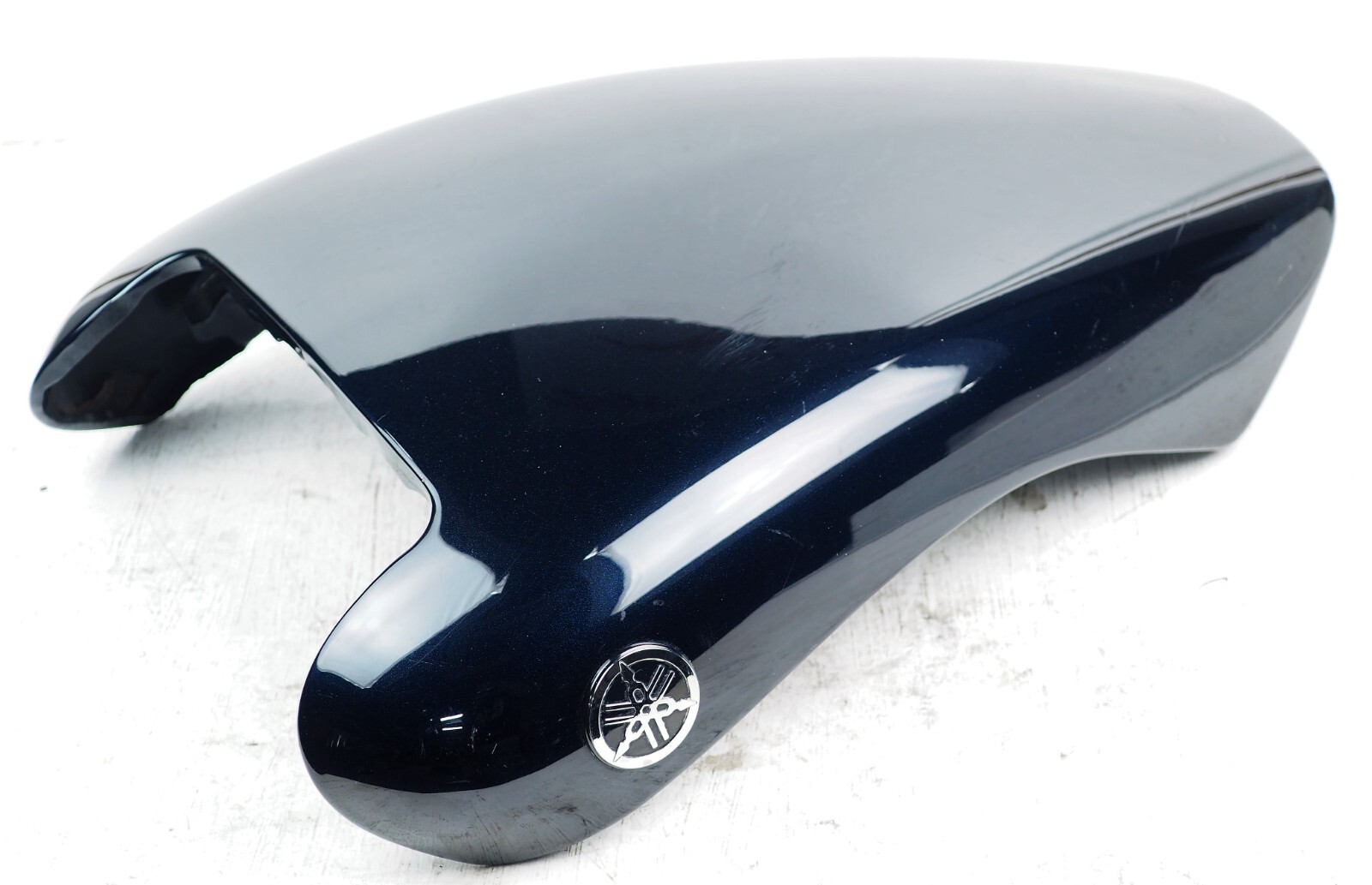 8507 YAMAHA VMAX 1200 VMX12 V Max Gas Fuel AirBox Cleaner Shell Tank