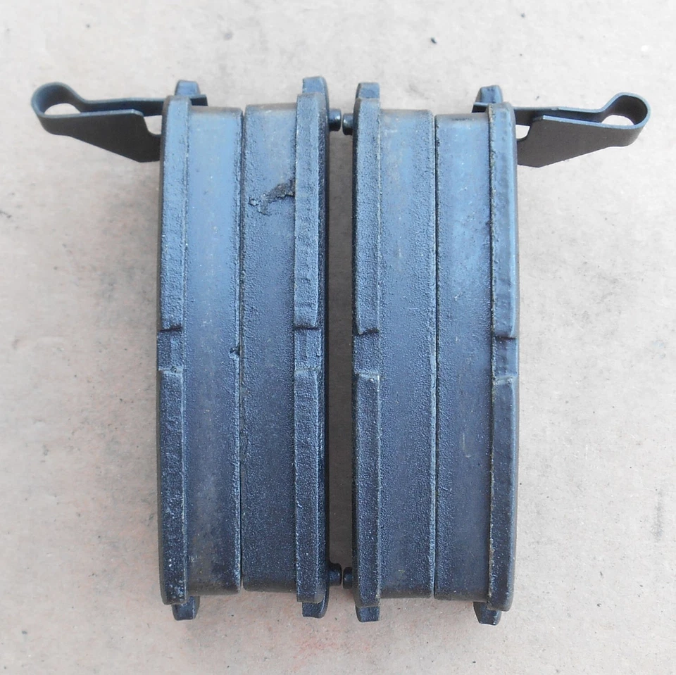 Pastilla de freno trasera Friction Master D325 orgánica 1990-2003 Lexus 1987-2000 Toyota  Foto 3 de 4