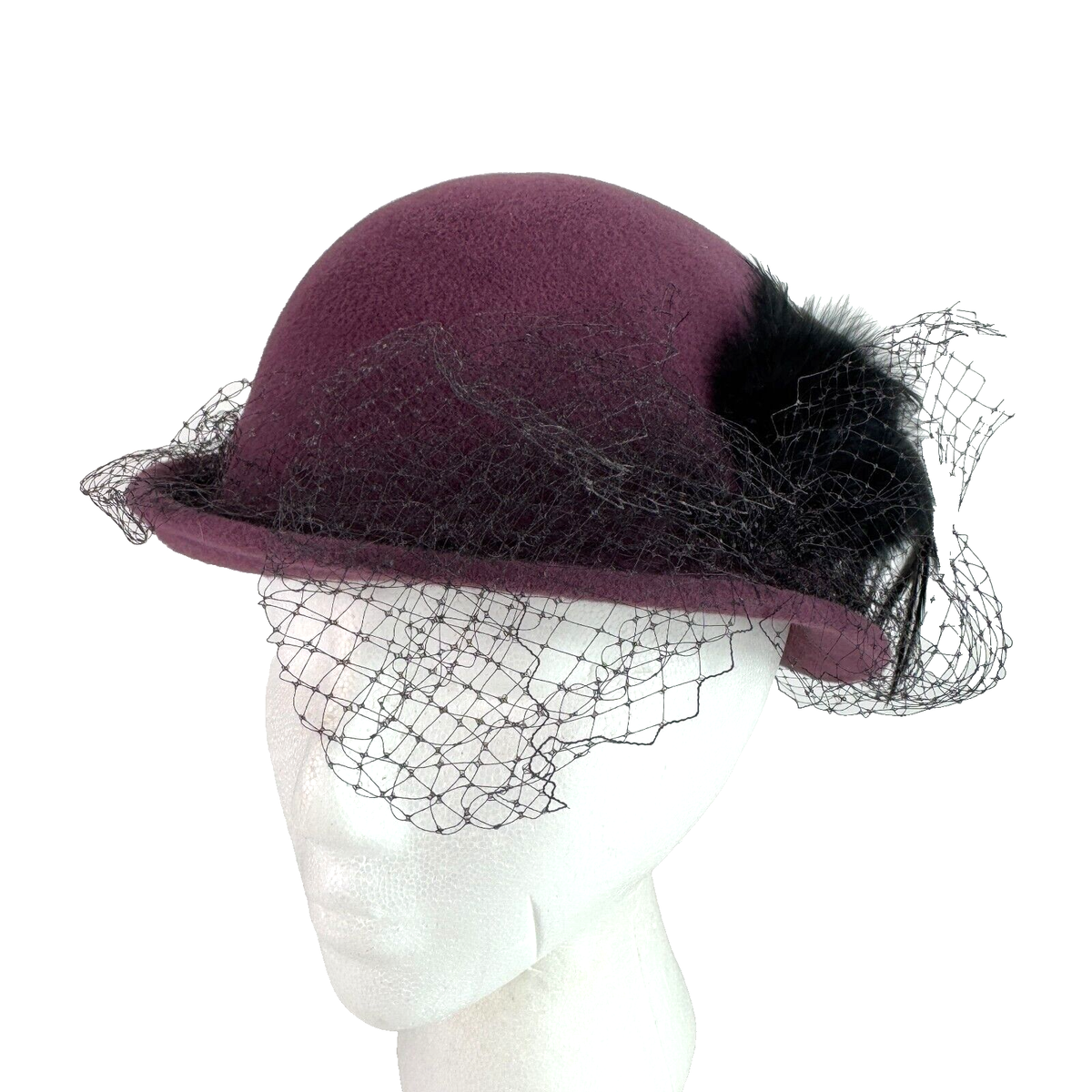 Vintage Andre Canadian Hat Black Mink Fur Hat A VINTAGE BLACK / BROWN CLOCHE STYLE MINK FUR HAT BY ANDRE  main image 2