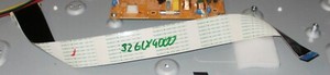 LVDS / T-Con Kabel für LCD TV Grundig Model: 32GLX 4000