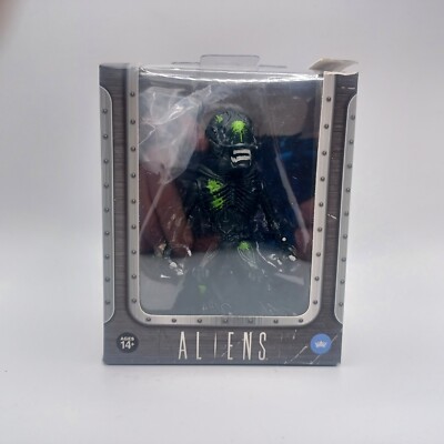 Loyal Subjects ALIENS Action Vinyls XENOMORPH Black Battle Damage 1/48 Rare