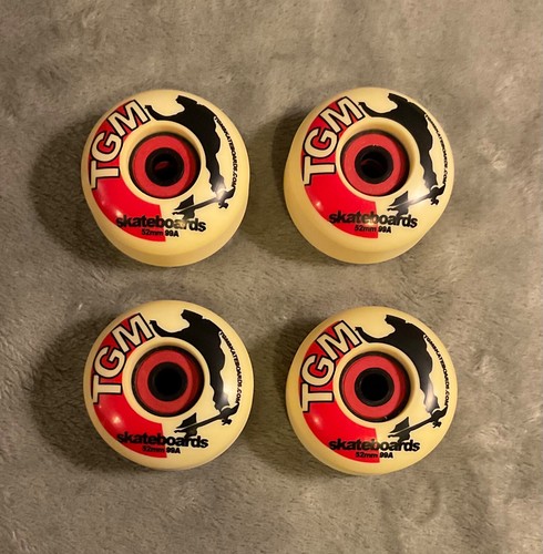 TGM Skateboard Wheels 52mm 99A White + ABEC 5 Bearings (Set of 4) NEW