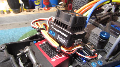 Hobbywing XR10 Justock Sensored Brushless ESC 2-3S. Losi Serpent XRay Associated - Video 1 of 1