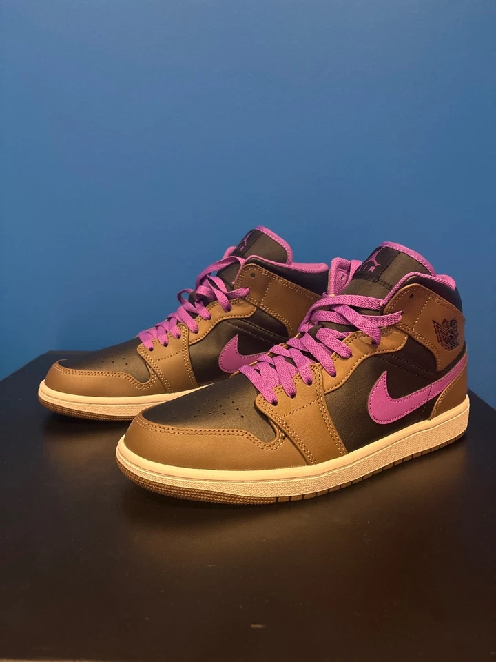 Talla 10 - Air Jordan 1 Mid Palomino Foto 2 de 4