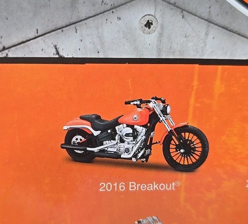 Maisto Harley Davidson 2016 Orange Breakout Motorcycle 1:18 Scale Series 36 NEW - Picture 8 of 8