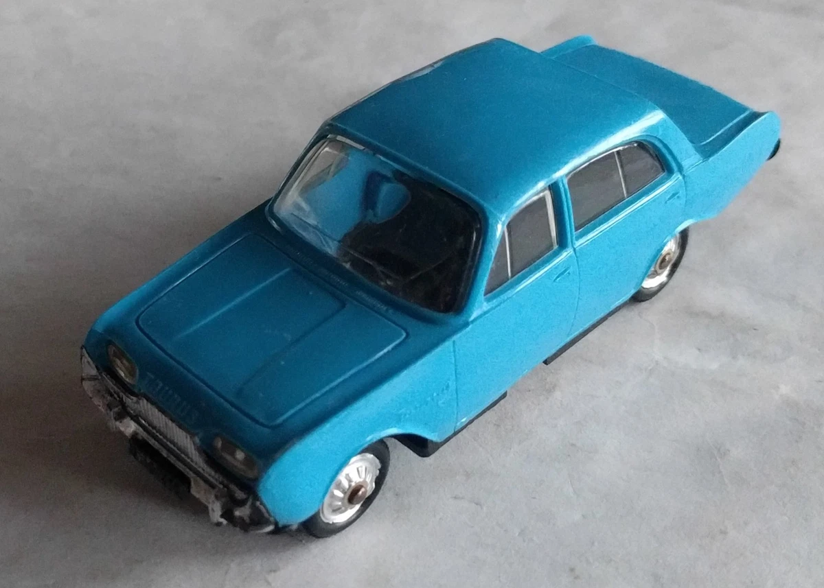 Lot 5 voitures Rares En Métal Et 2 En Plastique Cars Disney Pixar