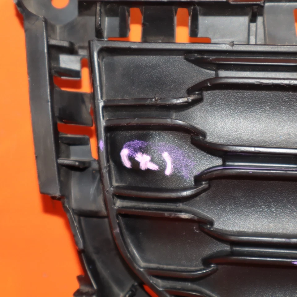 REJILLA INFERIOR JEEP GRAND CHEROKKE 2021 2022 2023 2024 7CW07TRMAB OEM Foto 3 de 4