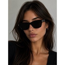 Saint Laurent Black Wellington Sunglasses AUT...