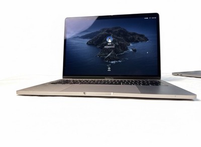 APPLE MACBOOK PRO A1989 2019 13
