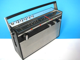 DDR RFTVEB SternRadio Berlin Kofferradio Stern Dynamic 2030 DEFEKT sauber
