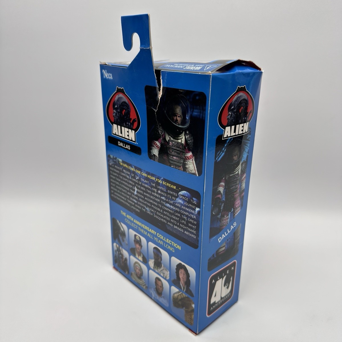 NECA Aliens Dallas Action Figure In Compression Suit Limited