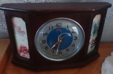 REVEIL BOIS VINTAGE ANNEE 70 ANIMÉ TROTTEUSE AVEC AVION 