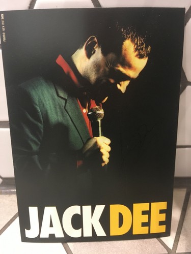 Jack Dee - handsigniertes Autogrammfoto Comedian TV Stand Up Comedy TV