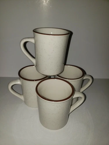 ULTIMA CHINA Restaurant Ware Coffee Mugs (Set of 4) Vintage, 6 Oz