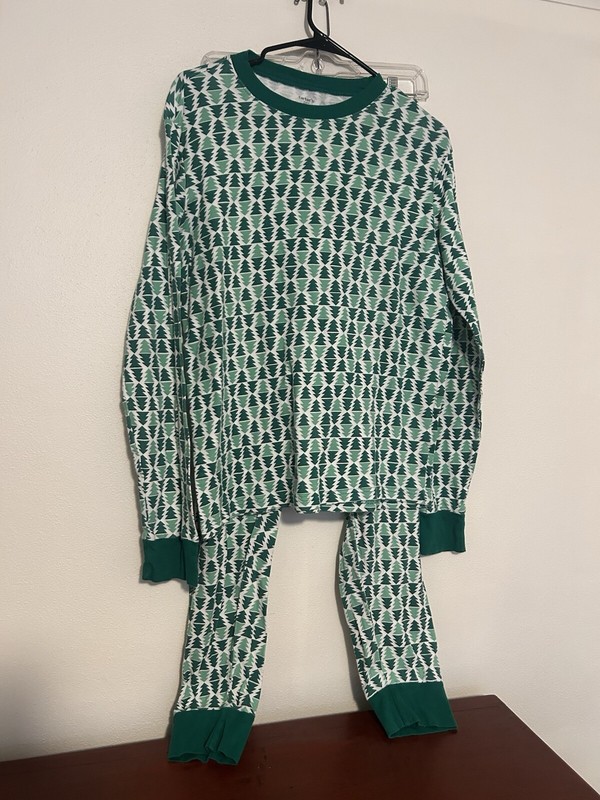 Carters 2-Piece Christmas Cotton Pajamas Adult Size Large L White Green