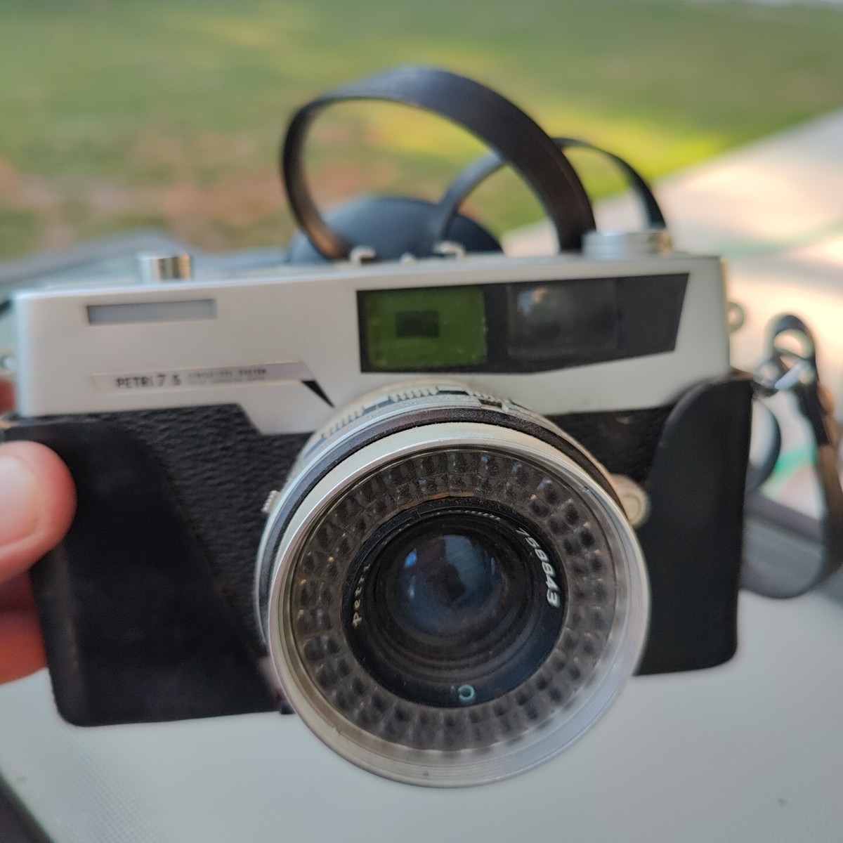 Rangefinder Camera Petri Camera Petri 7s II Rangefinder 35mm Film