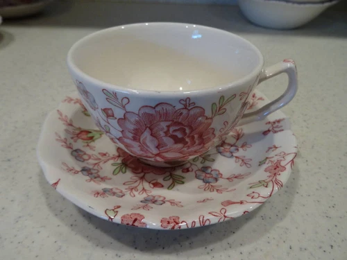 Vintage Johnson Brothers Pink Rose Chintz Tea Coffee Cup & Saucer  England