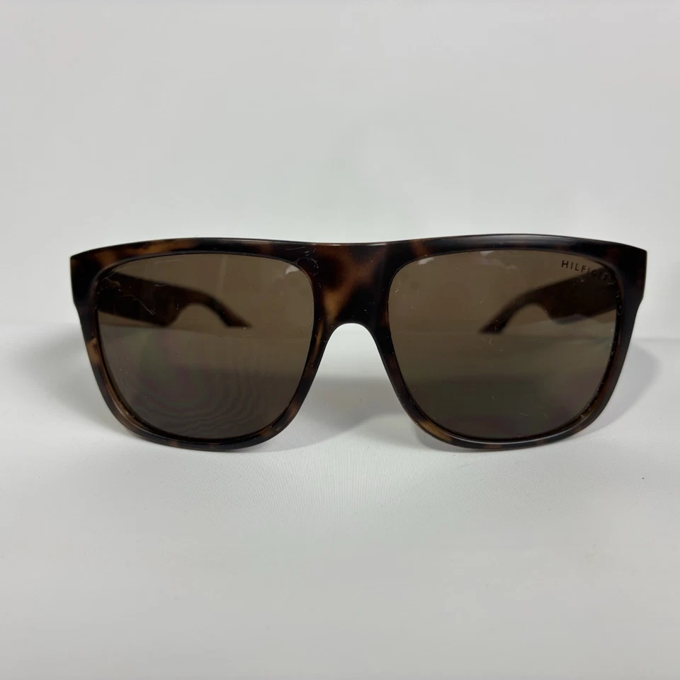 Lote de 3 gafas de sol Hilfiger punta negra aviadores  Foto 3 de 4