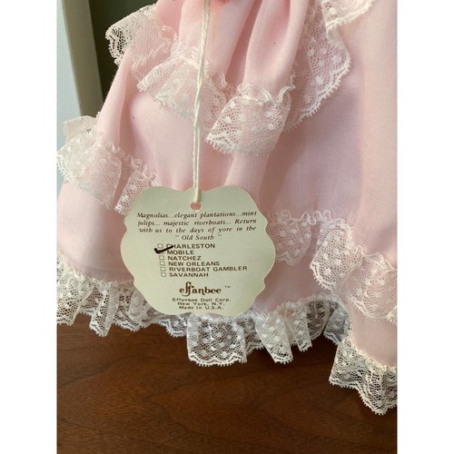 Vintage 80s Effanbee Doll Company Pride of the South Mobile #3333 EUC - Picture 2 of 4