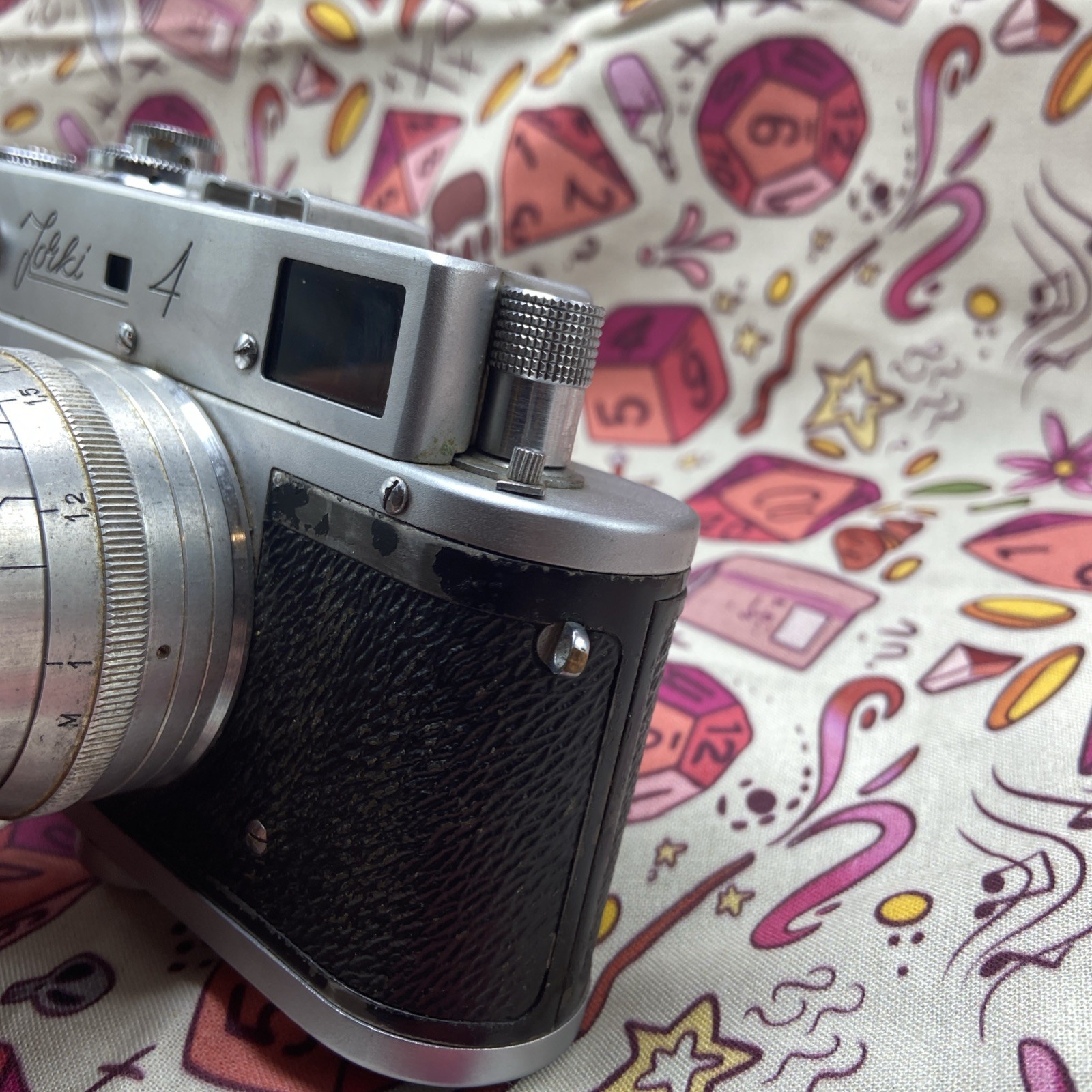 Vintage Camera Lot It 6  Canon AE-1 Kodak Pentax Petri Perkeo I Zorki 4 Untested