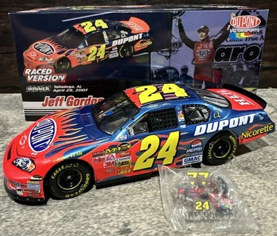 2007 Jeff Gordon #24 Autographed Dupont Talladega Win 1/24 Action Nascar Diecast