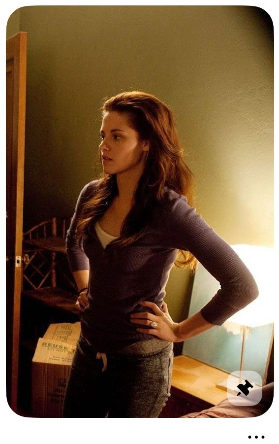 Suéter Theory Cashmere Henley Cashmere tamanho P slim fit azul marinho minimalista LEIA - Imagem 2 de 4