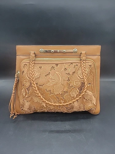 Borsa Valentino Garavani Demetra in pelle marrone con pizzo floreale e manico Dbl