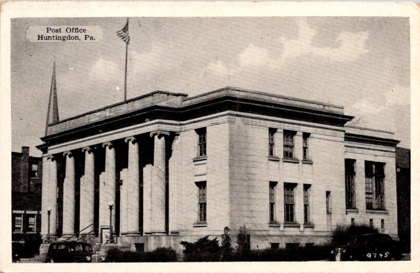 Huntingdon Pennsylvania United States Post Office Vintage Postcard         18530