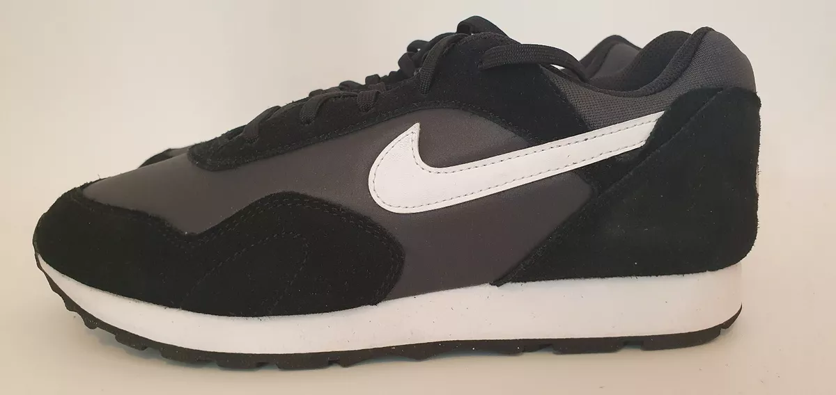 Nike outburst hotsell trainers