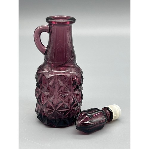 "Crueta de aceite o vinagre vintage MCM de vidrio amatista púrpura de 5,25"" con tapón" - Imagen 2 de 12