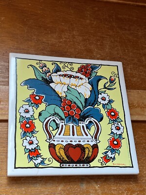 Vintage Bergen Trayner Corp. Marked Yellow w Blue Red & White Floral Bouquet Cer