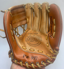 MAG Pee Wee Baseball Glove Handcrafted Leather Lacing PW-997