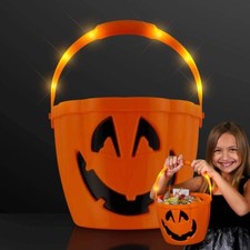 HALLOWEEN Pumpkin Candy Bucket LED Handle, Trick or Treat Light Up Candy Buckets