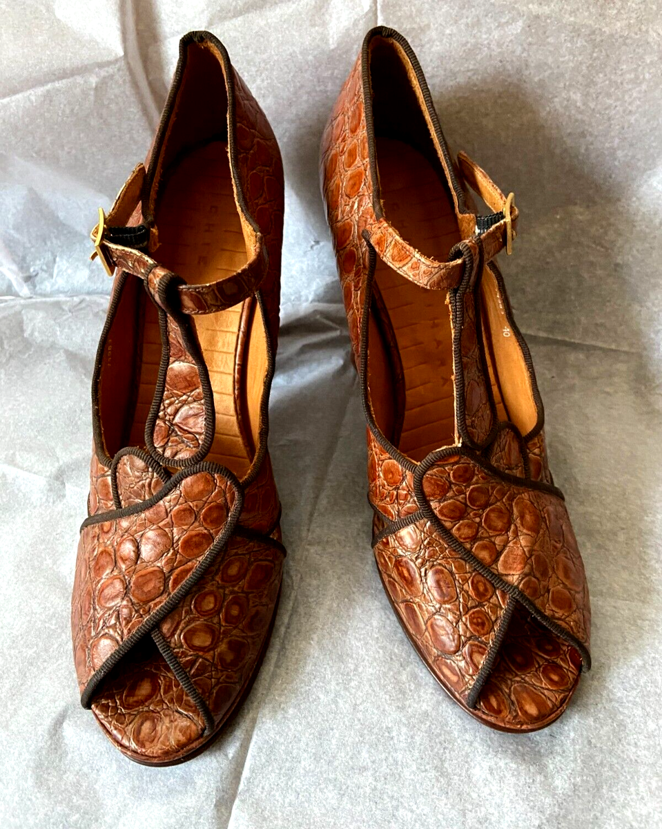CHIE MIHARA VINTAGE SHOES CROC TEXTURED LEATHER IN BROWN CUT-OUTS