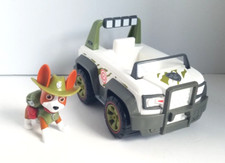 Paw Patrol Jungle Tracker Figure Jeep Vehicle Lot Spin Master