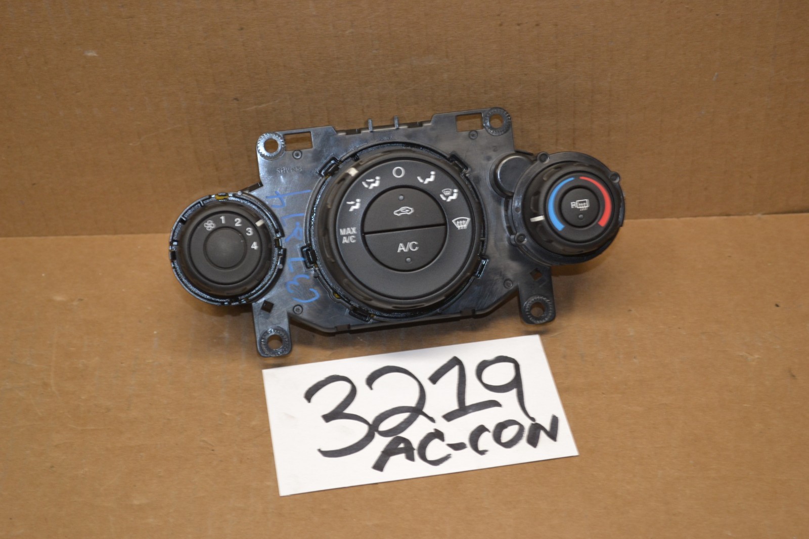 2014 2015 Ford Fiesta AC and Heater Control Used Stock #3219-AC 