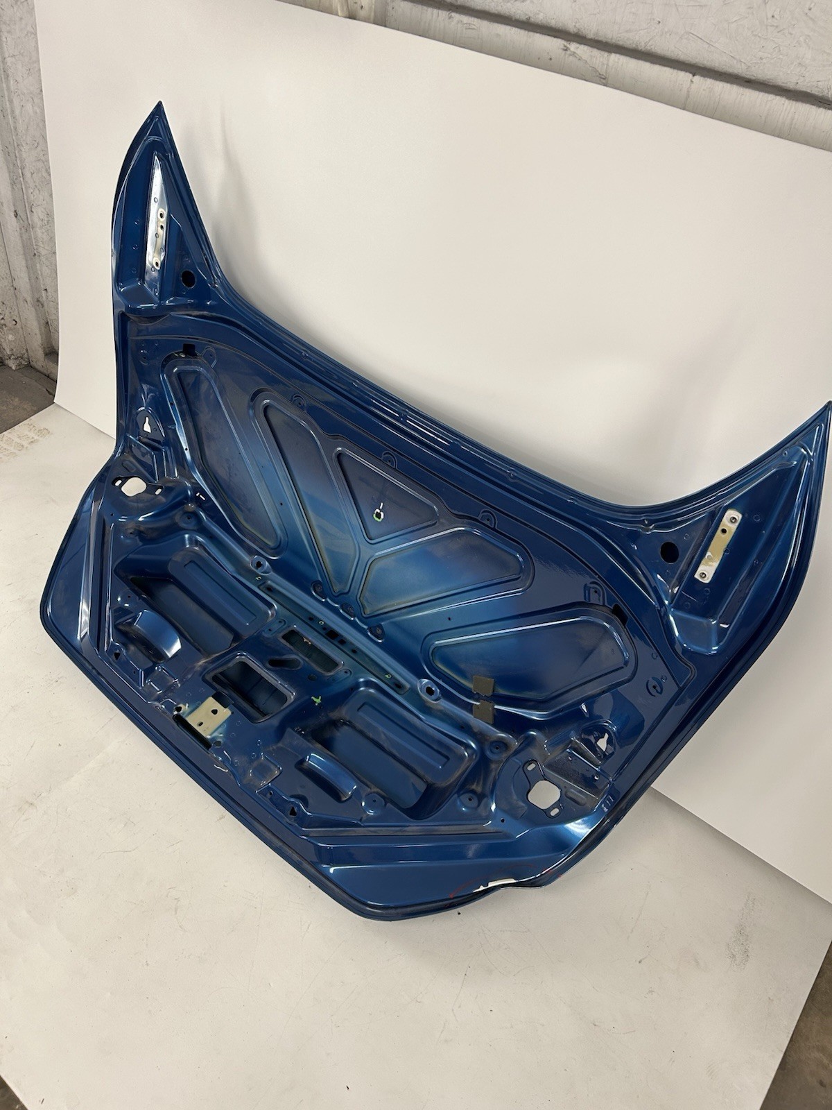 2015-2018 FERRARI CALIFORNIA T TRUNK LID OEM DAMAGED