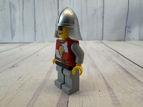 Lego # 10223 ~ Castle Kingdoms Lion Knight Minifigure - cas501