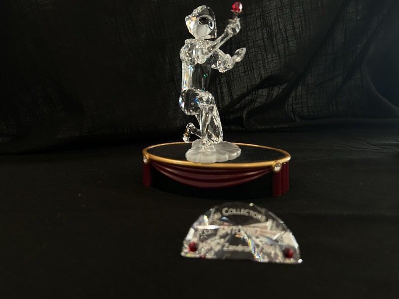 SWAROVSKI SCS Annual Edition Masquerade Series HARLEQUIN 2001  Retired  P6